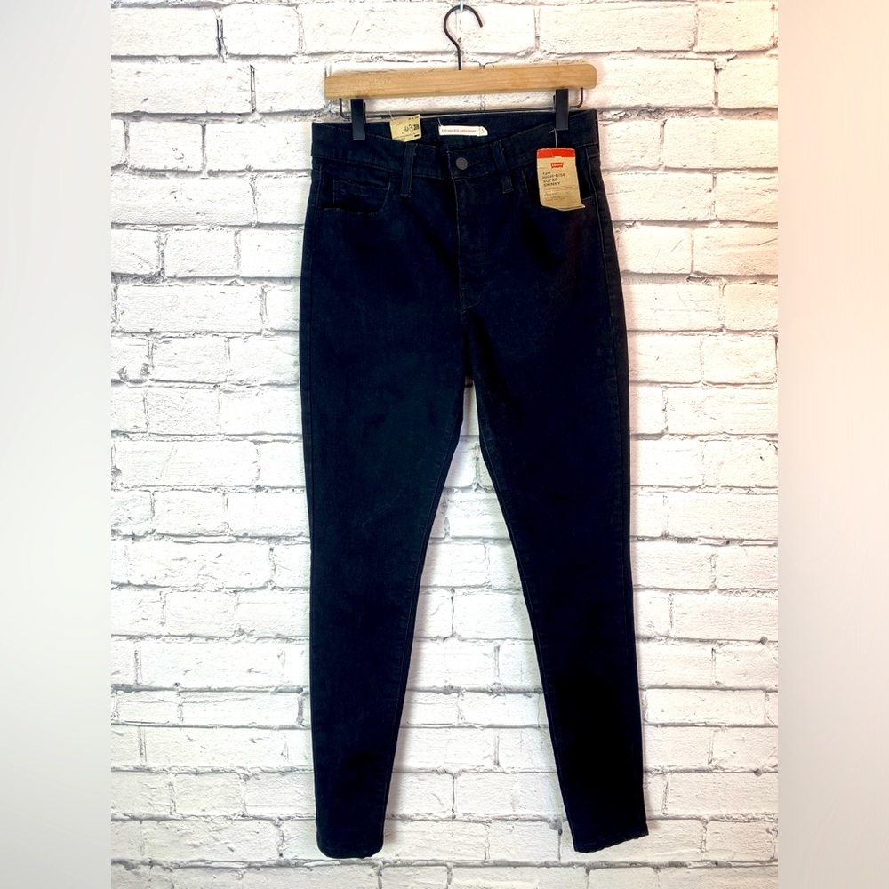 Levi's 720 High Rise Super Skinny Women's Jeans Size 31x30 Black NWOT size 10-12